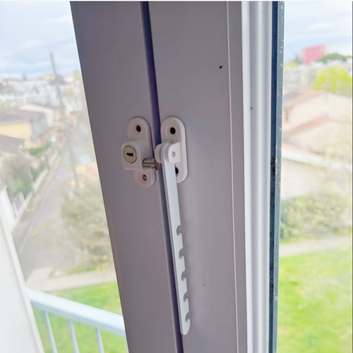 Ein Satz Fensterbegrenzer aus Metall mit Sicherheitsverriegelung, Windschutz, rost- und feuchtigkeitsbeständig, Haken für Türen und Fenster ohne Batterie, einfache Installation